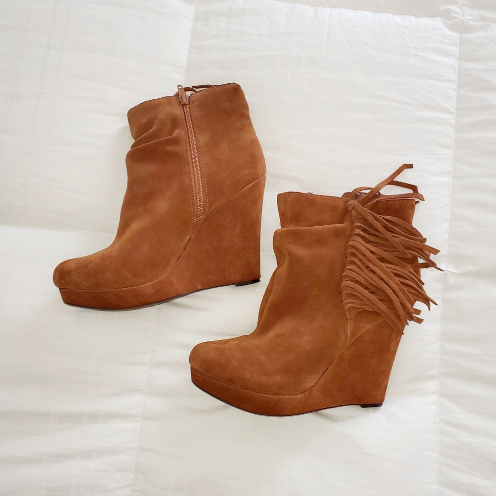 Steve Madden Brown Suede Booties